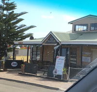 Toun Beach Cafe - Restaurant Guide