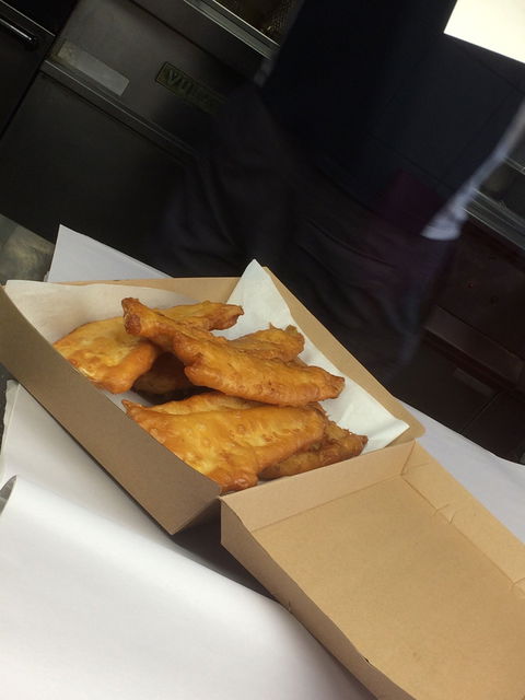 Hallas Fish And Grill - Restaurant Guide 2