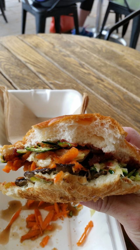 Maxwell's Grocery - Restaurant Guide 4