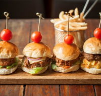 Rezz - Restaurant Guide