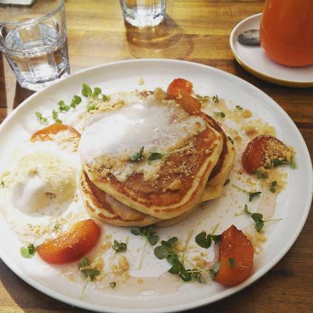 Rosey's - Restaurant Guide 0