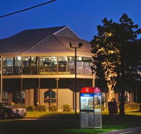 St Kilda Beach Hotel - Restaurant Guide