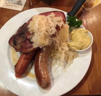 Lyndoch Hotel - Restaurant Guide