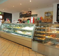 Roger's Deli - Restaurant Guide