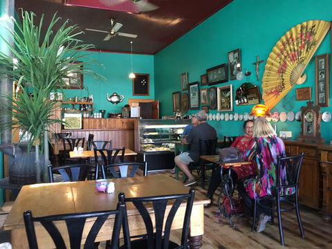 Polly's Tearooms - Restaurant Guide 0
