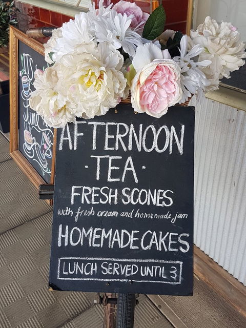 Polly's Tearooms - Restaurant Guide 6