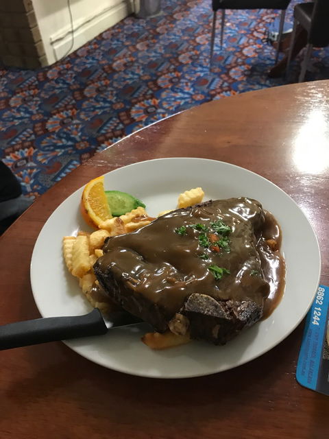 Port Wakefield Hotel - Restaurant Guide 1