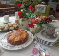 Puddings on the Deck - Restaurant Guide