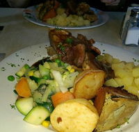 Queens Arms Hotel Riccardo's Seafood and Steakhouse - Restaurant Guide