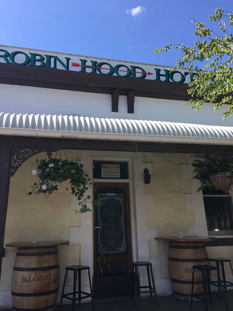 Robin Hood Hotel - Restaurant Guide 10