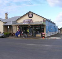 The Garage Diner - Restaurant Guide