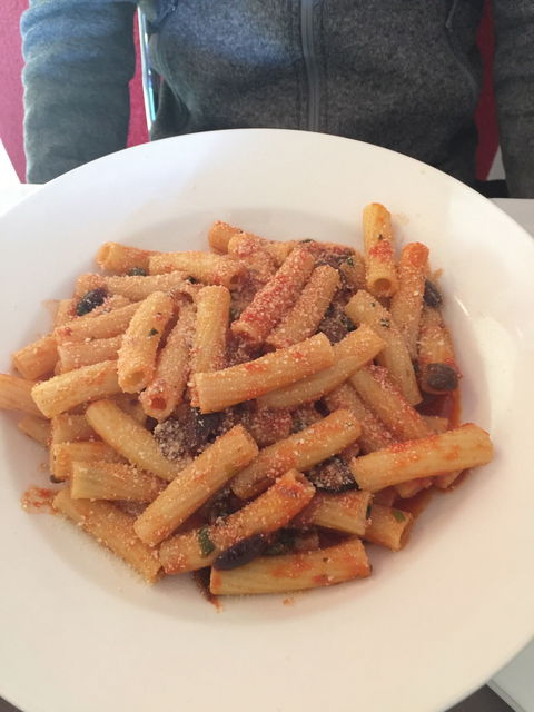 Calabrisella Restaurant - Restaurant Guide 1