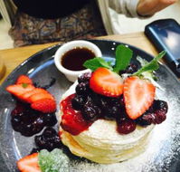 Caffe Cherry Beans - Restaurant Guide