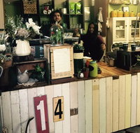 Cafe on Cusack - Restaurant Guide
