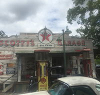 The Barn and Scotty's Garage - Restaurant Guide