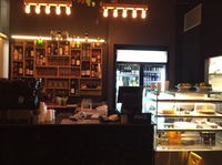 Alfresco pizzeria and wine bar