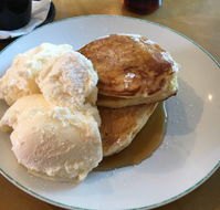 Kat's Corner - Restaurant Guide