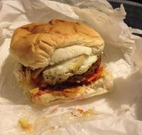 Leanne's on Berserker - Restaurant Guide