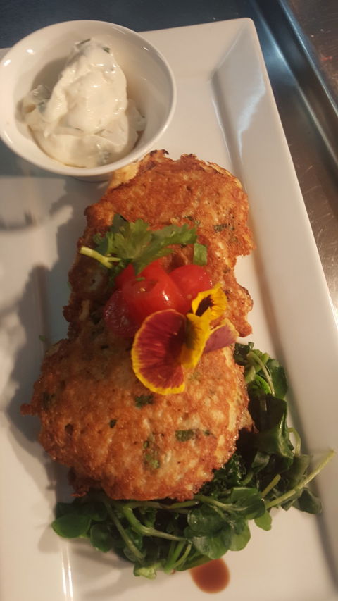 Waka - Restaurant Guide 4