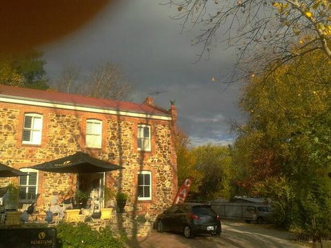 Avalon Of Woodside - Restaurant Guide 0