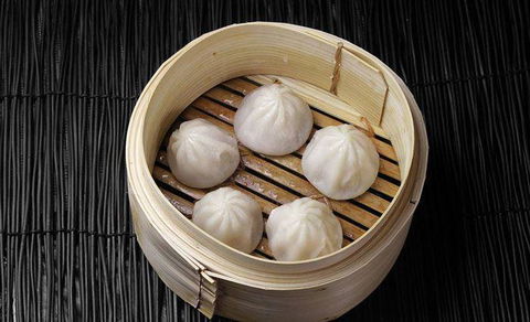 Mister Raymond - Restaurant Guide 0