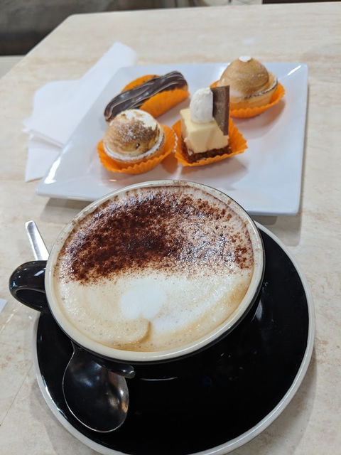 Addiction Coffee Bar - Restaurant Guide 5
