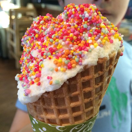 Brew & Scoop - Restaurant Guide 0