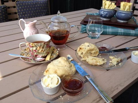 Geordie Lane Antiques & TeaRoom - Restaurant Guide 0