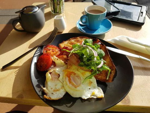 Jak & Mo Taste Co - Restaurant Guide 0