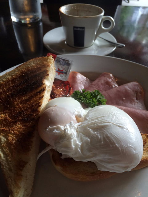Two Cups Espresso Cafe - Restaurant Guide 2