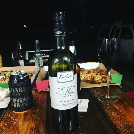 Joe's@Edmonton - Restaurant Guide 0