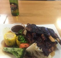 Moranbah Commun and Workers Club - Restaurant Guide