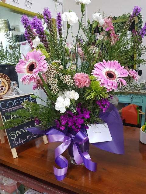 Nambini Cafe - Restaurant Guide 1