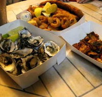 Noosa Harbour Fish Market - Restaurant Guide