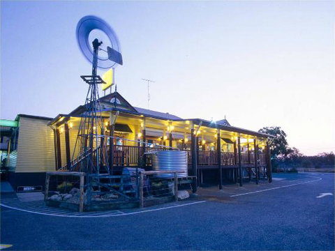 Porters Plainland Hotel - Restaurant Guide 0