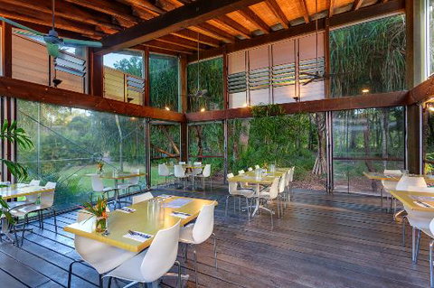 The Pavilion Restaurant & Bar - Restaurant Guide 0