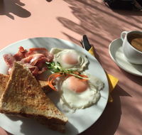Travellers Rest Cafe - Restaurant Guide