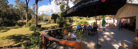 Woodford Gardens - Restaurant Guide 0