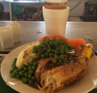 Commercial Hotel - Restaurant Guide