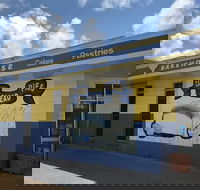 Crusty's Bakery - Restaurant Guide