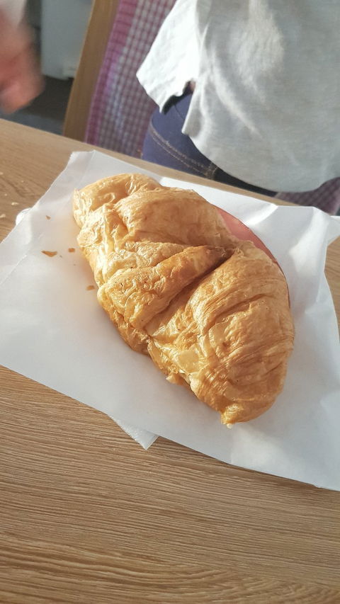 Kelz Bakehouse - Restaurant Guide 1