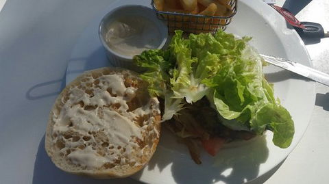 Migaloo's Cafe - Restaurant Guide 0