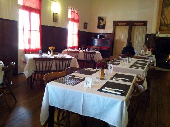Tumoulin QLD Restaurant Guide