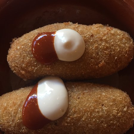 La Bodega De Andres - Restaurant Guide 0