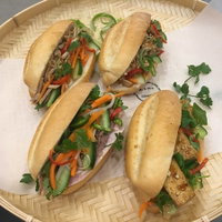 Mr  Mrs Banh Mi