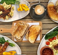 Shakers  Stirrers - Restaurant Guide