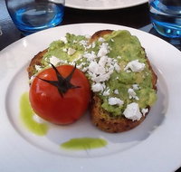 Follow the Leader Cafe - Restaurant Guide