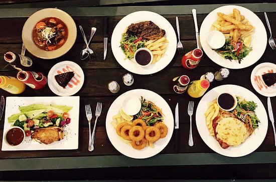 District 5 Bistro Ascot Vale