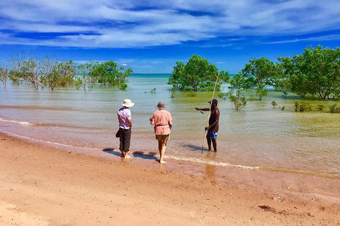 Gay-Wu Woman's 5 Day Yolngu Homeland Tour - Restaurant Guide 5