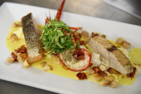 Three Day Charter Margaret River Region (Perth Travelers) - Restaurant Guide 3